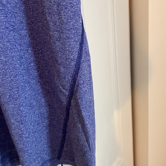 New balance performance running top - Picture 7 of 9